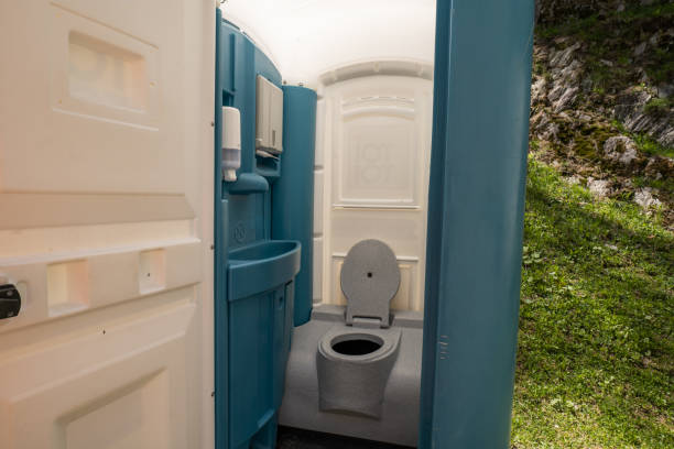 Best Sanitation services for porta potties  in Herington, KS